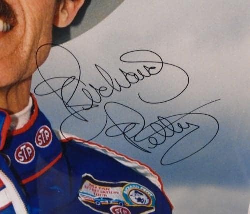 ריצ'רד פטי חתום על חתימה 16x20 מסגרת NASCAR המלך PSA/DNA - תמונות NASCAR עם חתימה